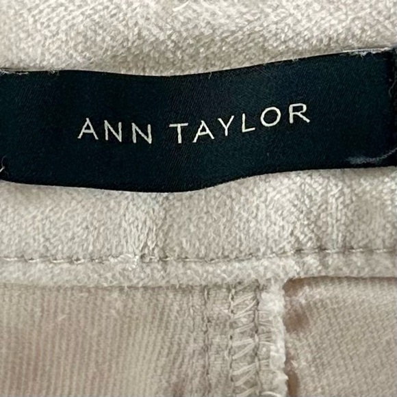 Ann Taylor Sculpting Mid-Rise Velvet Skinny Jeans Size 12 - Picture 8 of 13